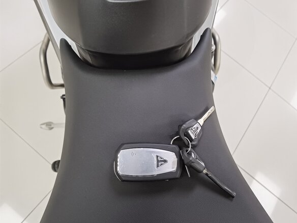 2022 Triumph Tiger 1200, белый, 1950000 рублей - вид 16
