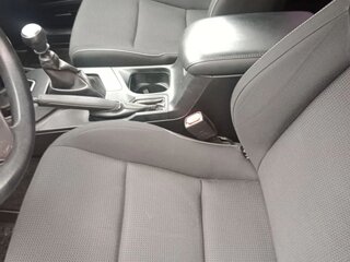 2016 Toyota RAV4 IV (XA40) Рестайлинг, чёрный, 1700000 рублей, вид 3