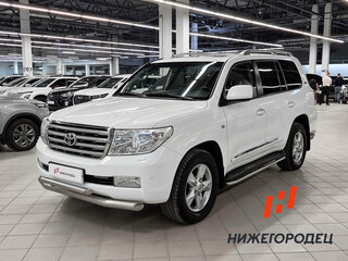 2011 Toyota Land Cruiser 200 Series, белый, 2769000 рублей, вид 1