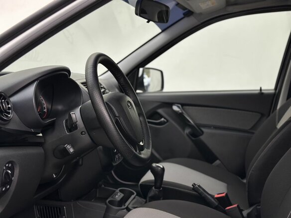 2016 Lada (ВАЗ) Kalina Cross II, белый, 580000 рублей - вид 10