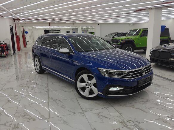 2020 Volkswagen Passat B8 Рестайлинг, синий, 2275000 рублей - вид 12