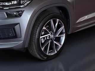 2023 Skoda Kodiaq I Рестайлинг, серый, 3950000 рублей, вид 3