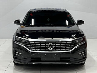 2023 Volkswagen Passat B8 Рестайлинг, чёрный, 1980000 рублей, вид 1
