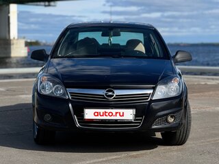 2011 Opel Astra H Рестайлинг, чёрный, 700000 рублей, вид 1