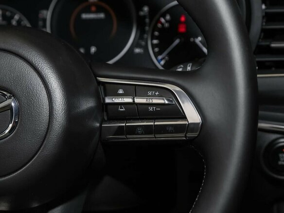 2025 Mazda 3 Axela IV (BP), чёрный, 3600000 рублей - вид 14