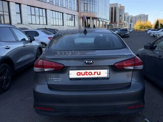 2019 Kia Cerato III Рестайлинг (Classic), серый, 1500000 рублей, вид 2