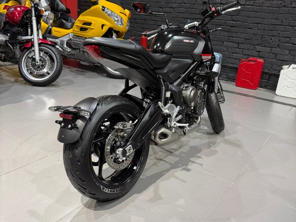 2022 Triumph Trident 660, чёрный, 745000 рублей - вид 5