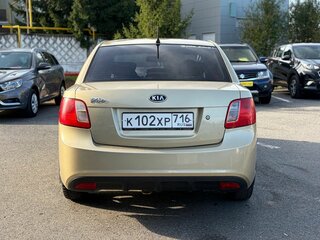2011 Kia Rio II Рестайлинг, бежевый, 425000 рублей, вид 3