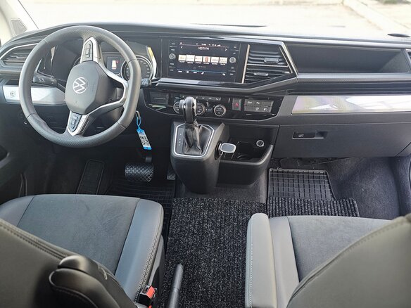 2022 Volkswagen Multivan Long T6 Рестайлинг, белый, 4700000 рублей - вид 6