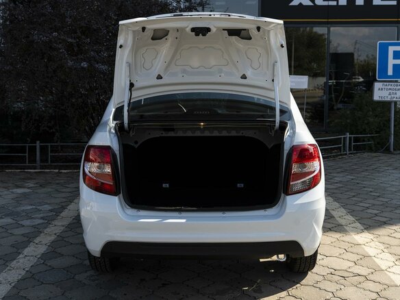 2026 Lada (ВАЗ) Granta I Рестайлинг, белый, 1068000 рублей - вид 18