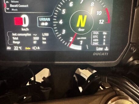 2022 Ducati Multistrada V4, серый, 2000000 рублей, вид 1