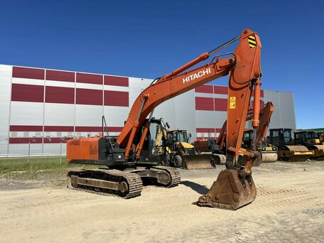 2021 Hitachi ZX200, оранжевый, 8200000 рублей, вид 4