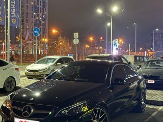 2013 Mercedes-Benz E-Класс 200 IV (W212, S212, C207) Рестайлинг, чёрный, 2150000 рублей, вид 1
