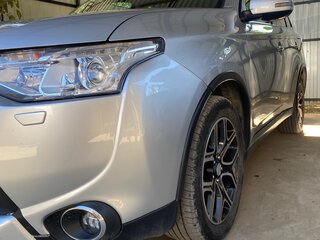 2014 Mitsubishi Outlander III Рестайлинг, серебристый, 1455000 рублей, вид 4