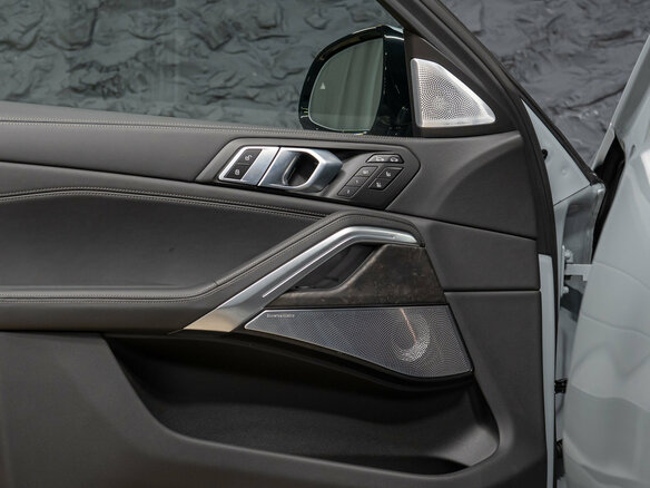 2026 BMW X6 30d III (G06) Рестайлинг, серый, 16990000 рублей - вид 23
