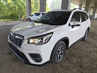 2021 Subaru Forester V Рестайлинг, белый, 2100000 рублей, вид 1