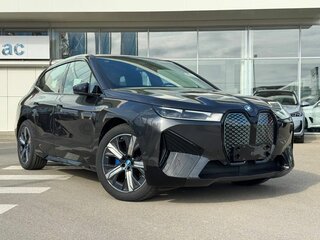 2023 BMW iX xDrive40 I (I20), серый, 8990000 рублей, вид 3