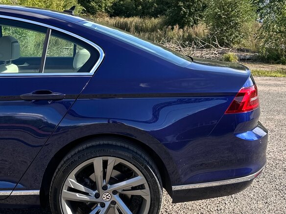 2017 Volkswagen Passat B8, синий - вид 16