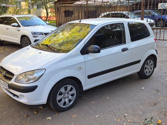 2010 Hyundai Getz I Рестайлинг, белый, 400000 рублей - вид 1