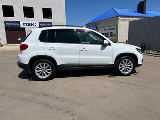 2016 Volkswagen Tiguan I Рестайлинг, белый, 1670000 рублей, вид 4