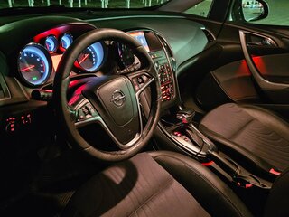 2014 Opel Astra J Рестайлинг, серый, 850000 рублей, вид 3