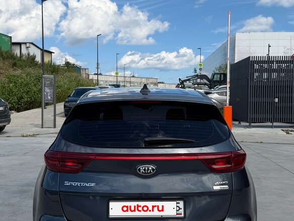 2018 Kia Sportage IV Рестайлинг, синий, 2299900 рублей - вид 3