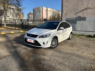 2011 Ford Focus II Рестайлинг, белый, 700000 рублей, вид 1