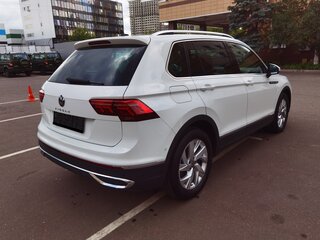 2023 Volkswagen Tiguan II Рестайлинг, белый, 3450000 рублей, вид 5