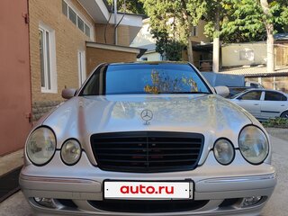 2000 Mercedes-Benz E-Класс 240 II (W210, S210) Рестайлинг, серый, 700000 рублей, вид 2