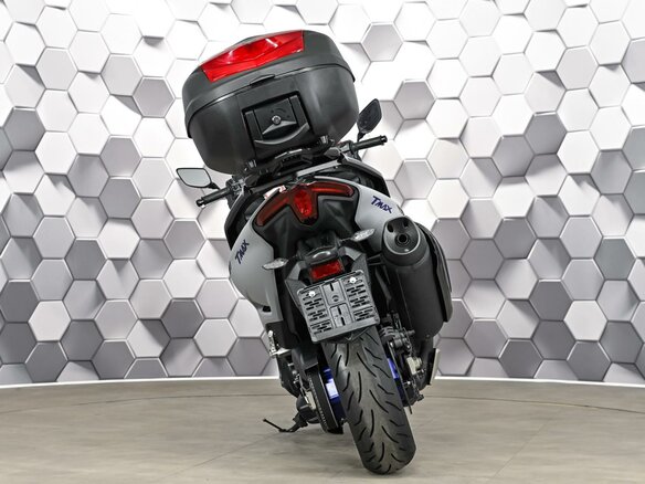 2021 Yamaha TMAX, серый, 1049000 рублей - вид 5