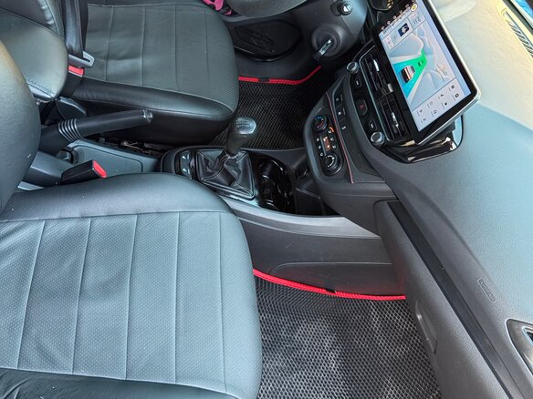 2019 Lada (ВАЗ) Vesta I, серебристый - вид 4