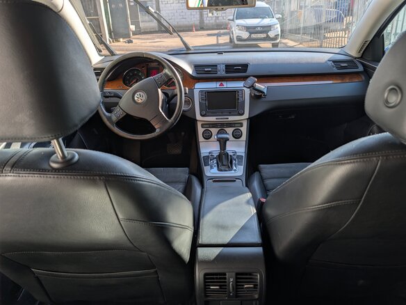 2008 Volkswagen Passat B6, серый, 660000 рублей - вид 9