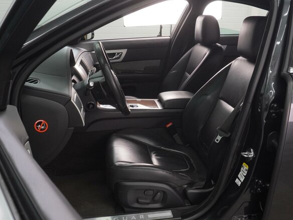 2012 Jaguar XF I Рестайлинг, серый, 1999000 рублей - вид 9