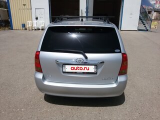 2003 Toyota Corolla Fielder IX (E120, E130), серебристый, 625000 рублей, вид 4