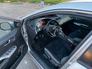 2008 Honda Civic VIII, серебристый, 500000 рублей, вид 3