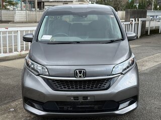2023 Honda Freed II Рестайлинг, серебристый, 1051010 рублей, вид 2