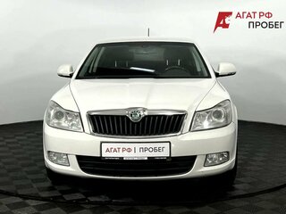 2013 Skoda Octavia II (A5) Рестайлинг, белый, 820000 рублей, вид 3