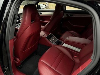 2017 Porsche Panamera 4S II, чёрный, 5700000 рублей, вид 4