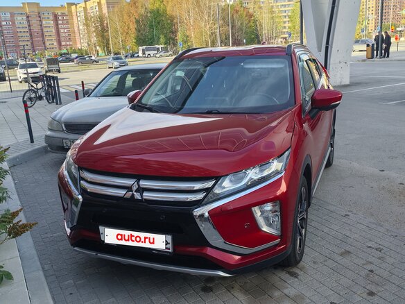 2018 Mitsubishi Eclipse Cross I, красный, 1900000 рублей - вид 3