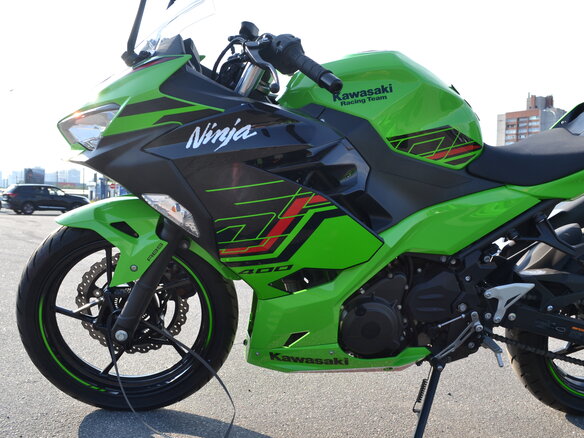 2024 Kawasaki Ninja 400, зелёный, 700000 рублей - вид 24