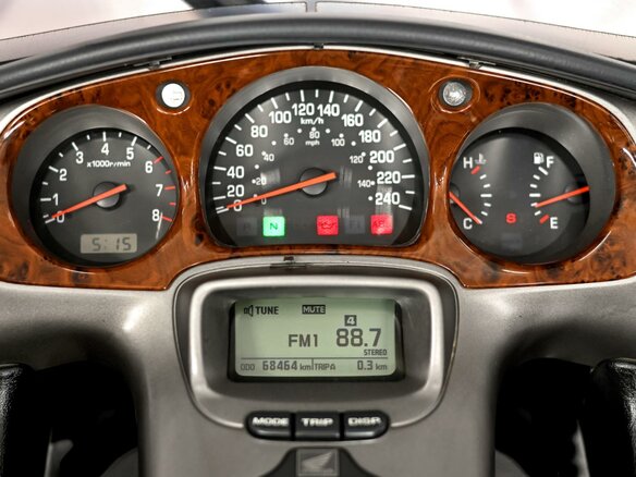 2003 Honda GL 1800 Gold Wing, белый, 949000 рублей - вид 8