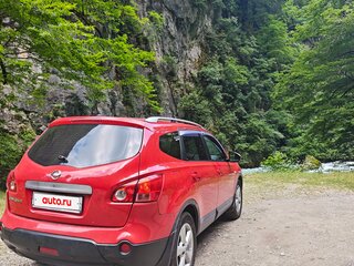 2008 Nissan Qashqai+2 I, красный, 890000 рублей, вид 5