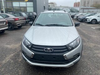 2026 Lada (ВАЗ) Granta Cross I Рестайлинг, серебристый, 1216000 рублей, вид 2