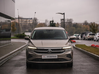 2020 Volkswagen Polo VI, коричневый, 1449777 рублей, вид 4