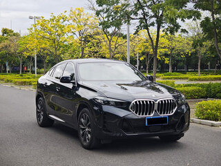 2025 BMW X6 30i III (G06) Рестайлинг, чёрный, 9111567 рублей, вид 3