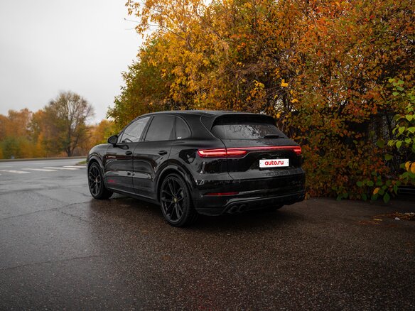 2021 Porsche Cayenne S III, чёрный, 7500000 рублей - вид 6