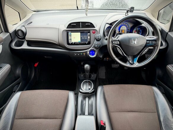 2013 Honda Fit Shuttle I Рестайлинг, серый, 980000 рублей - вид 12