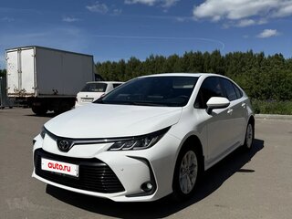 2022 Toyota Corolla XII (E210), белый, 2000000 рублей, вид 4
