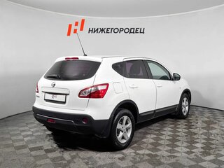 2012 Nissan Qashqai I Рестайлинг, белый, 909000 рублей, вид 5