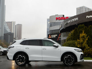 2024 Volkswagen Tiguan L Pro III (China Market), белый, 4489000 рублей, вид 3